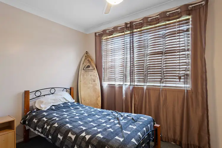 Fifth view of Homely semi-detached listing, 17 Nugent Crescent, Wilsonton QLD 4350