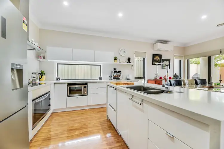 Fourth view of Homely house listing, 8 Meridian Circuit, Berwick VIC 3806