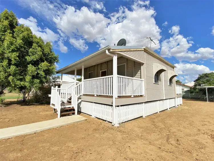 80 Cassowary Street, Longreach QLD 4730