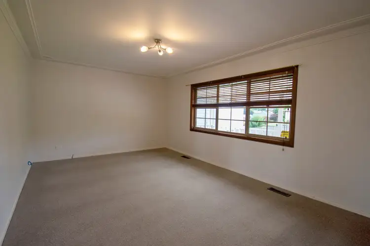 Fifth view of Homely house listing, 7 Carrington Avenue, Oberon NSW 2787