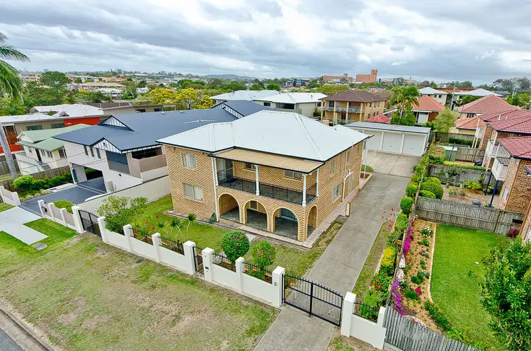 7 Bruce Street, Chermside QLD 4032