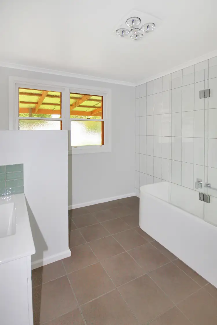 Fifth view of Homely house listing, 5 Kathryn Street, Benalla VIC 3672
