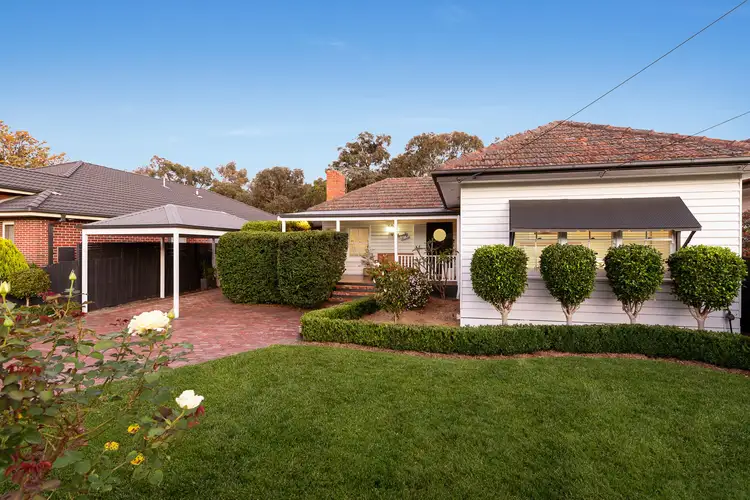 27 Brook Crescent, Box Hill South VIC 3128