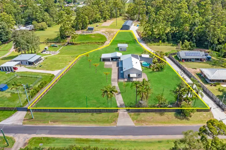 34 Thompson Road