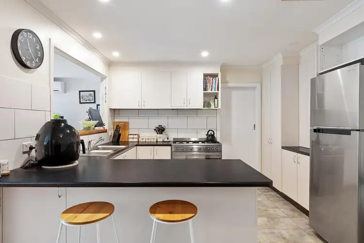 Second view of Homely house listing, 4 Geoffrey Drive, Kilsyth VIC 3137