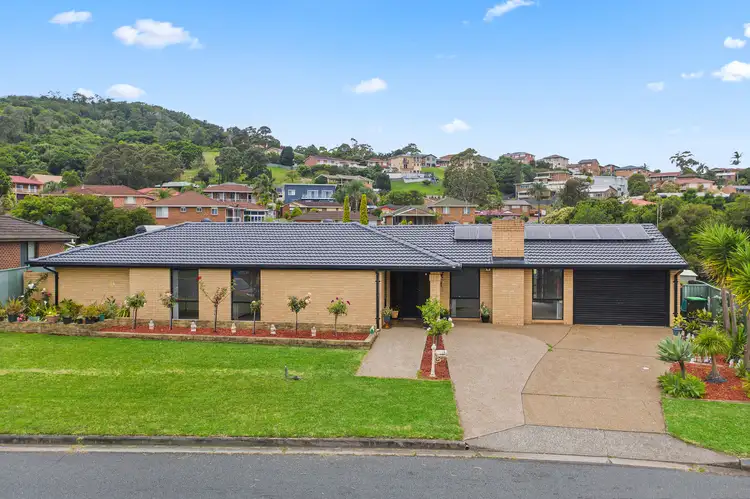 11 Regency Crescent, Berkeley NSW 2506