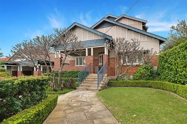 4 Reginald Street