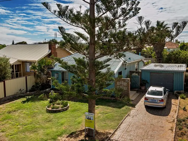 33 Maley Way, Beachlands WA 6530