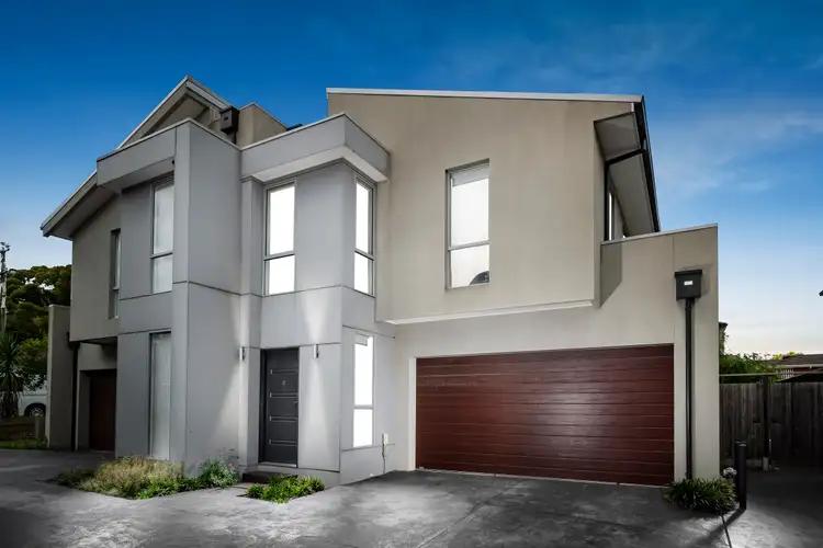 4 Claude Street