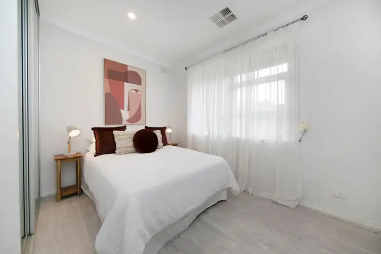 Fifth view of Homely house listing, 21 Heather Drive, Para Vista SA 5093