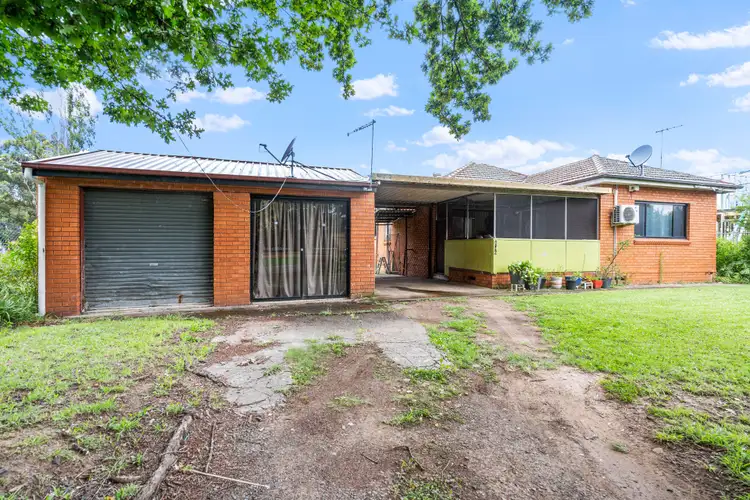 2 Gladstone Street, Canley Heights NSW 2166