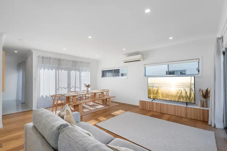 17 Mccowan Street, Ashmore QLD 4214