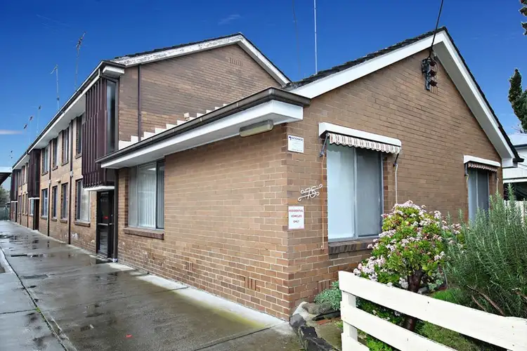1/75 Kingsville Street, Kingsville VIC 3012