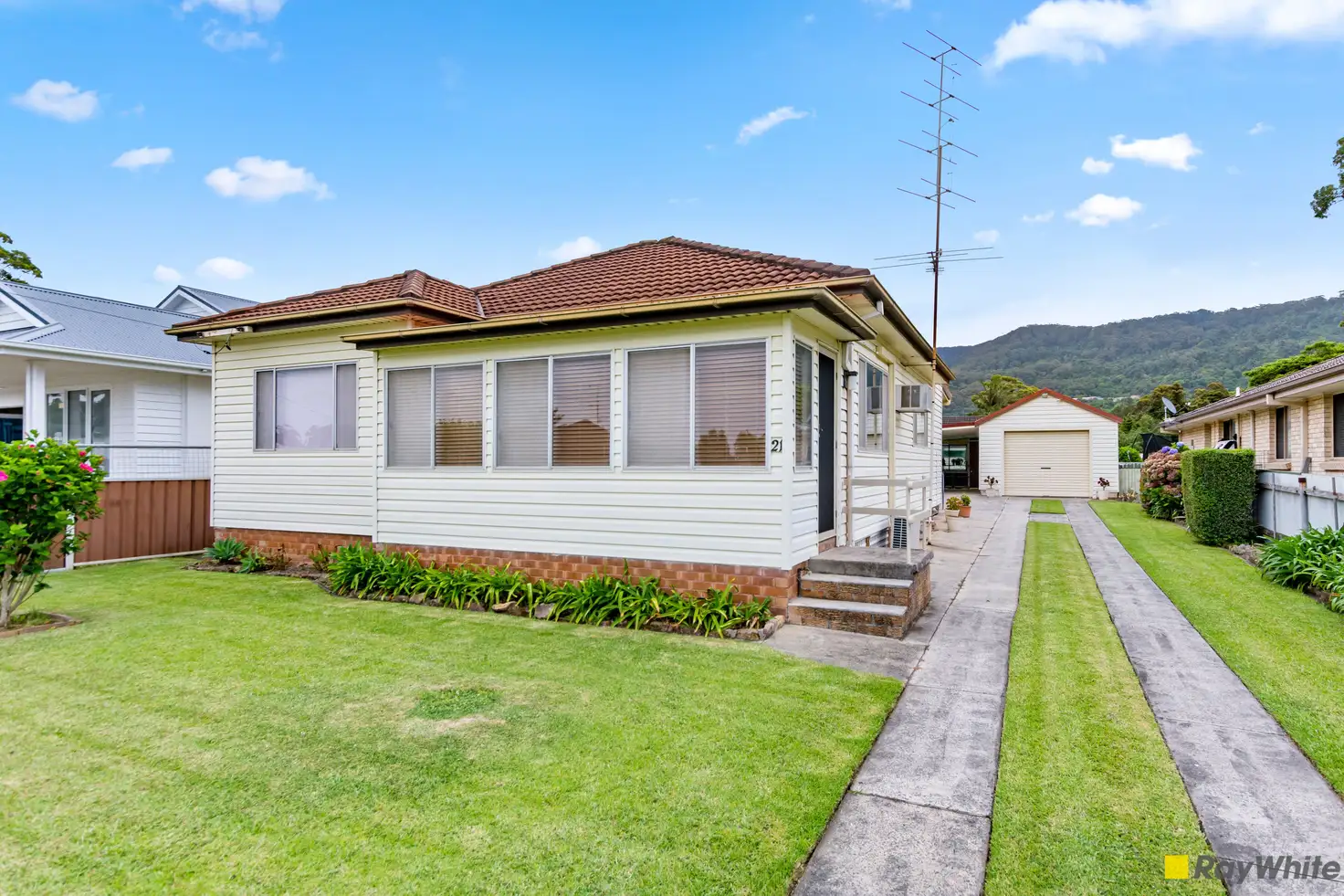 Main view of Homely house listing, 21 Neville Avenue, Russell Vale NSW 2517