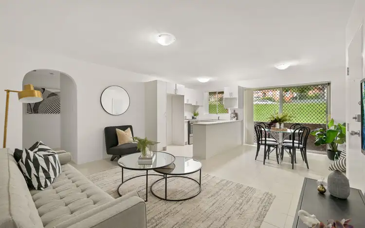 8/18 Westmoreland Road, Minto NSW 2566