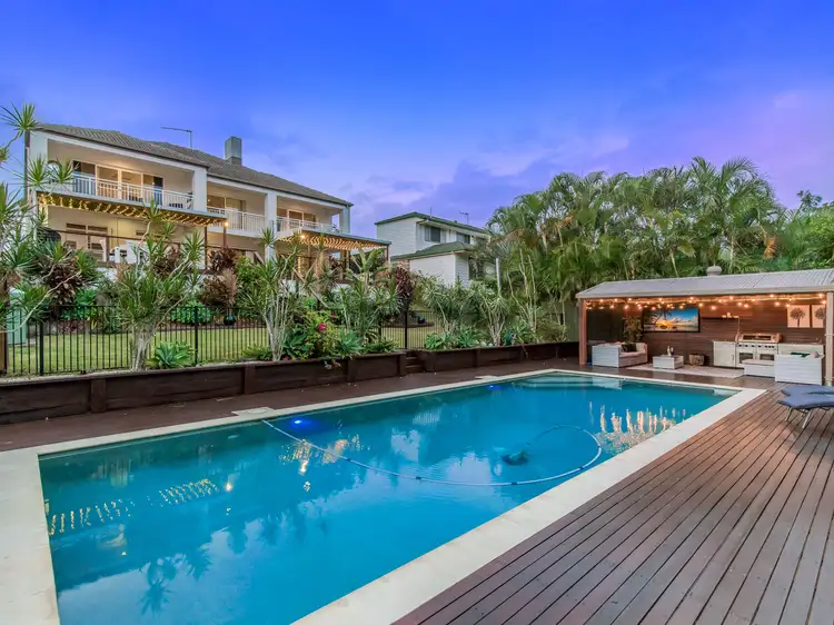 25 Corringle Close, Helensvale QLD 4212