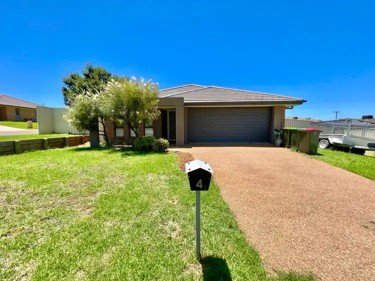 4 Rosewood Avenue, Parkes NSW 2870