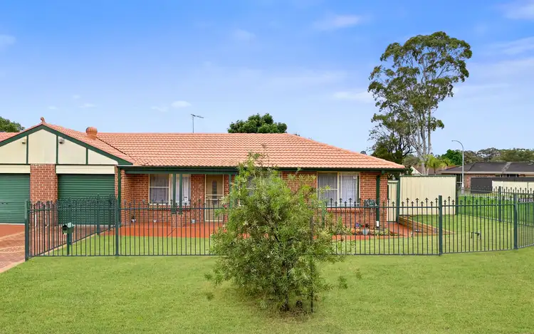 1/5 Bird Place, St Helens Park NSW 2560
