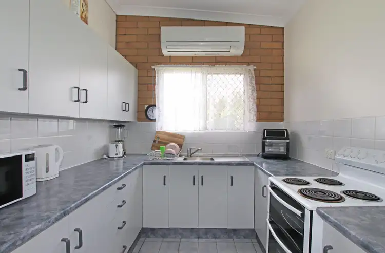 Second view of Homely semi-detached listing, 5 Prospect Street, Biloela QLD 4715