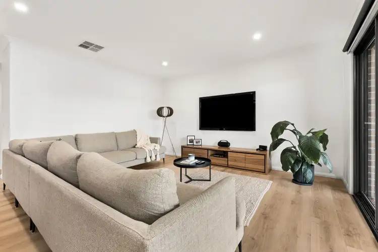 Sixth view of Homely house listing, 20 Luca Place, Pakenham VIC 3810