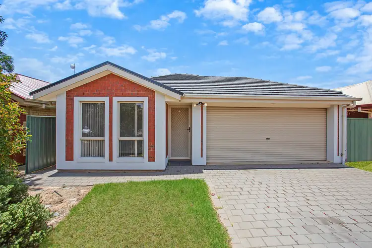 8 Tangarine Court, Munno Para West SA 5115