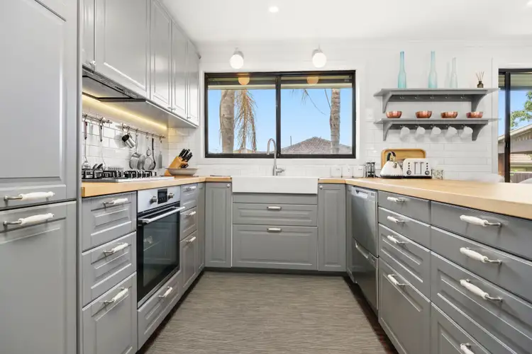 Sixth view of Homely townhouse listing, 2/53 Main Road, Clayton South VIC 3169