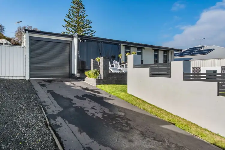 11 Greensell Street