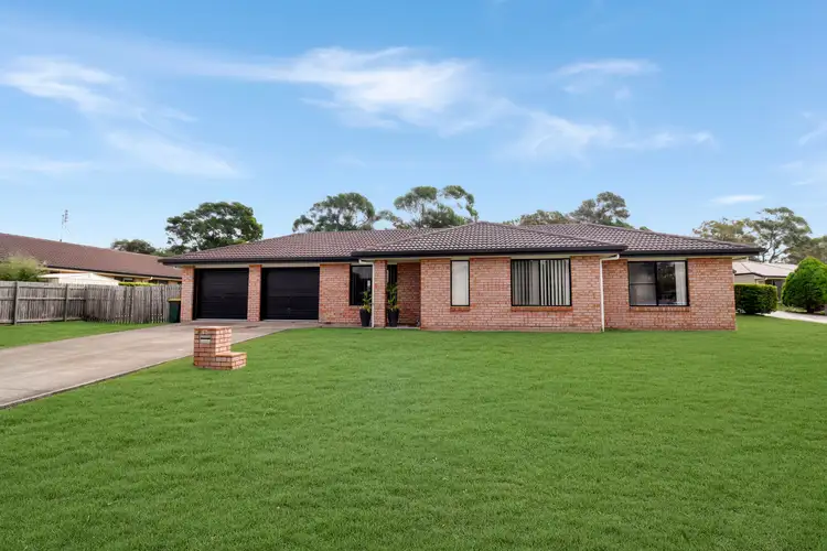 13 Topaz Circuit, Urangan QLD 4655