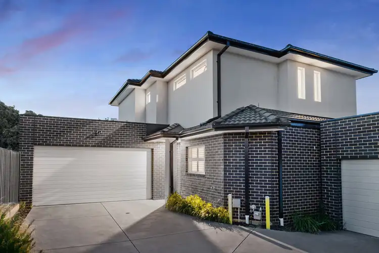 2/18 Lotus Crescent, Mulgrave VIC 3170
