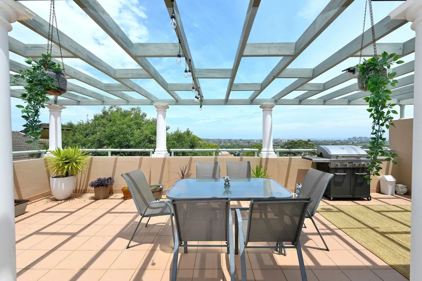 Main view of Homely apartment listing, 11/11-13 Hendy Avenue, Coogee NSW 2034