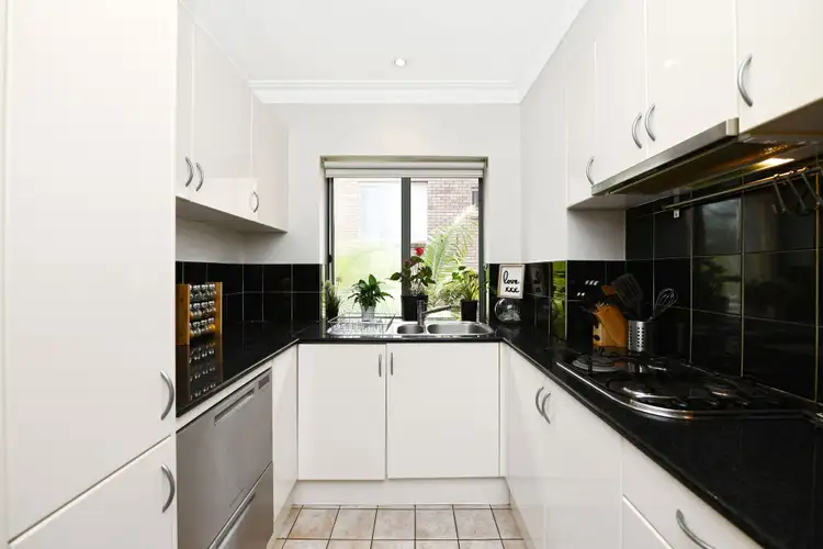 Fourth view of Homely apartment listing, 11/11-13 Hendy Avenue, Coogee NSW 2034