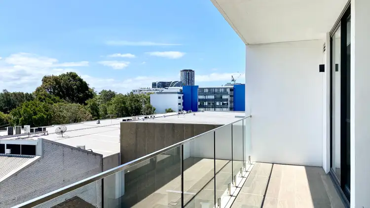Fourth view of Homely apartment listing, 402/13-21 Mentmore Avenue, Rosebery NSW 2018
