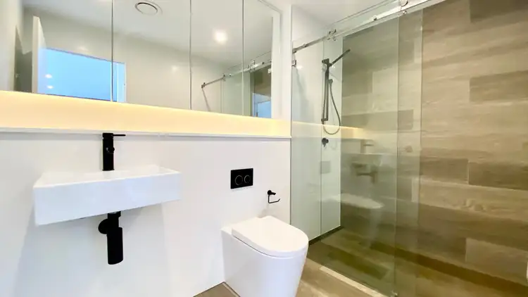 Sixth view of Homely apartment listing, 402/13-21 Mentmore Avenue, Rosebery NSW 2018