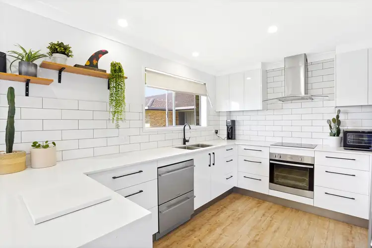 Main view of Homely unit listing, 18/2 Nagel Avenue, Miami QLD 4220