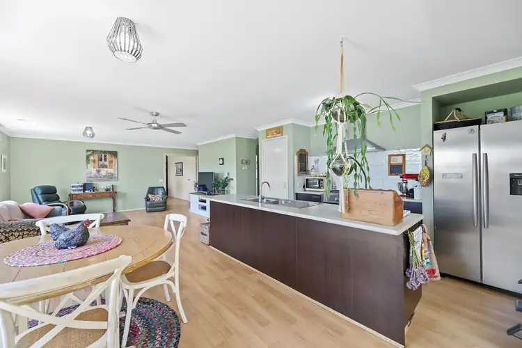 Fourth view of Homely house listing, 7 Bronte Court, Drouin VIC 3818