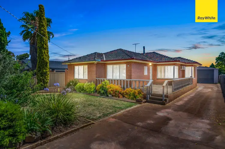 36 Stewart Crescent, Rockbank VIC 3335