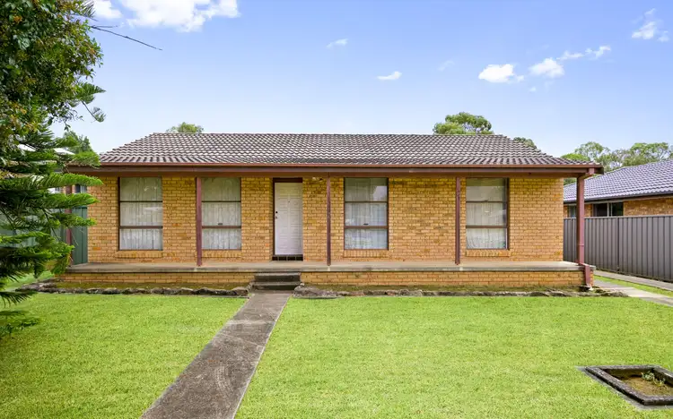 24 Long Reef Crescent, Woodbine NSW 2560