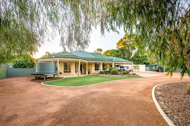 8 Silverton Crescent, Erskine WA 6210