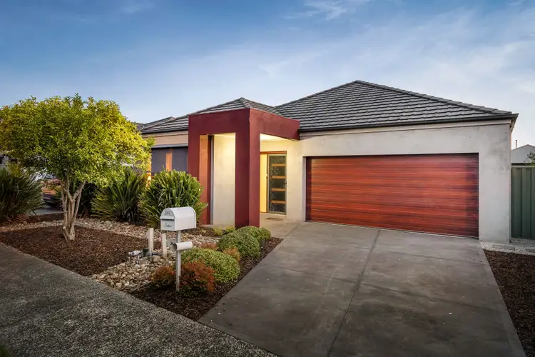 38 Park Orchard Drive, Pakenham VIC 3810