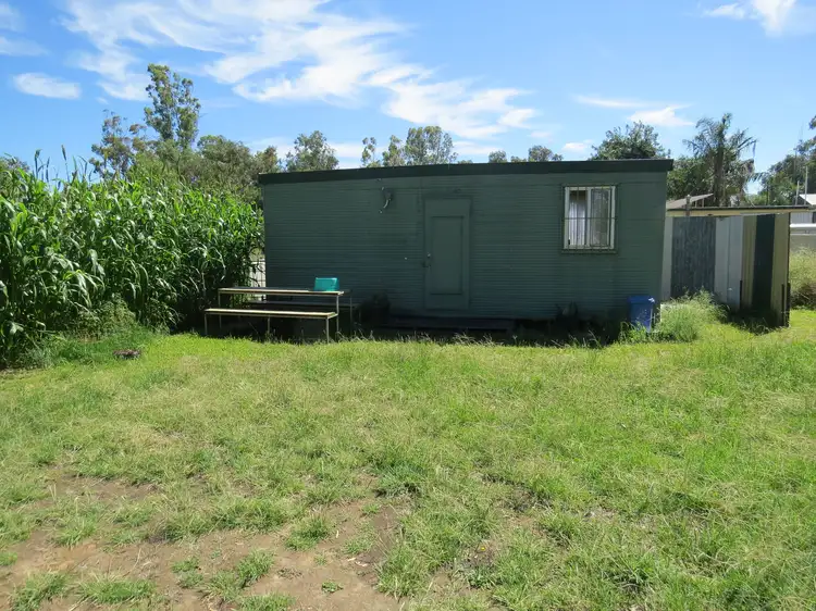 25 Lachlan Street, Koorawatha NSW 2807