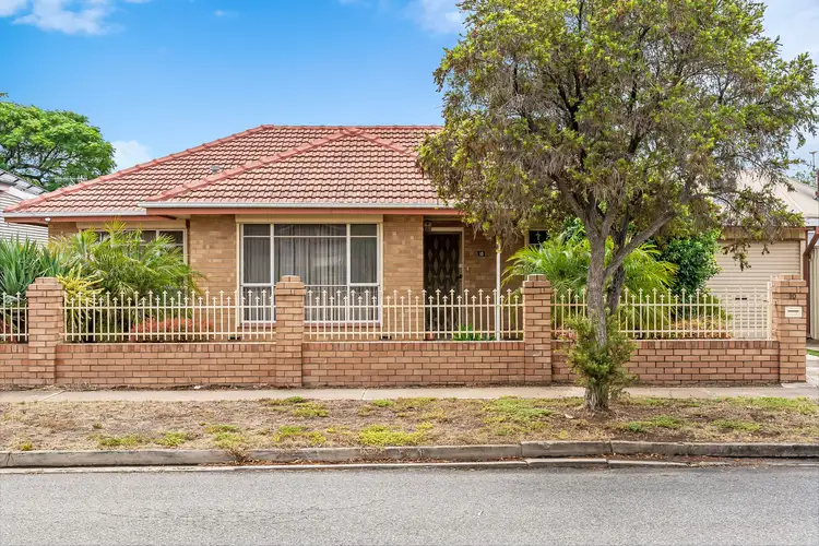 Main view of Homely house listing, 10 Craigie Street, Birkenhead SA 5015