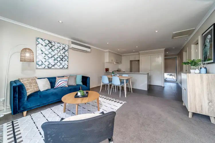 4/3 Coppin Place, Weetangera ACT 2614
