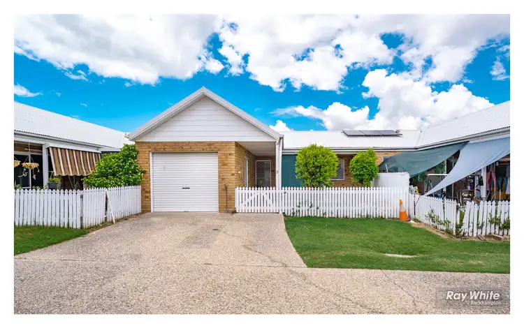 8/5 Kingfisher Parade, Norman Gardens QLD 4701