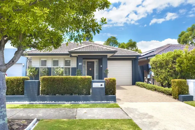 11 Sanderling Crescent, Cranebrook NSW 2749