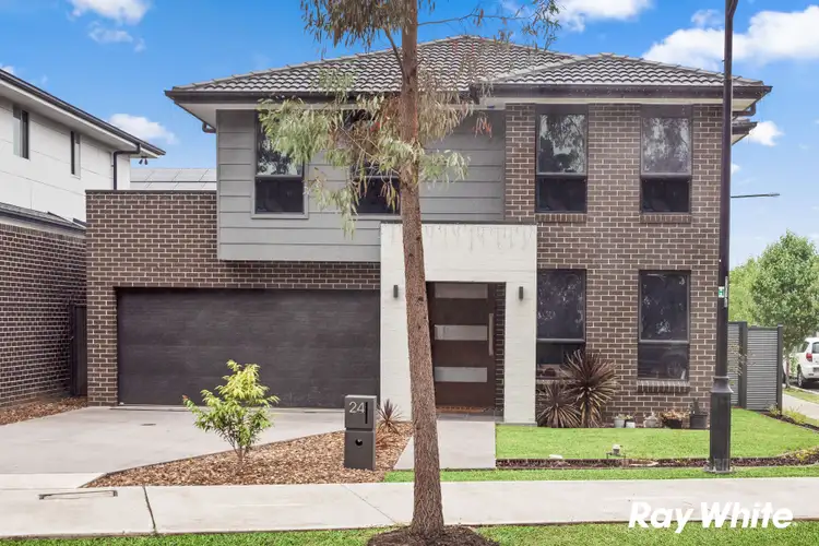 24 Tedbury Road, Jordan Springs NSW 2747