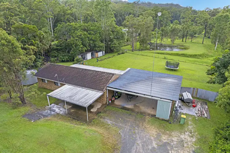 8 Amigh Road, Landsborough QLD 4550