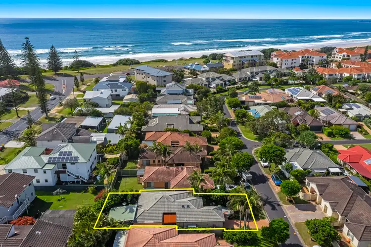 24 Beachside Way, Yamba NSW 2464