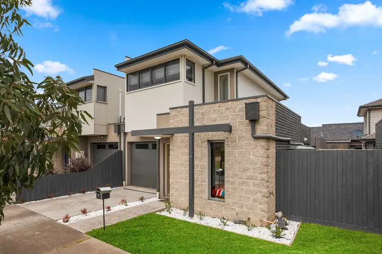 4 Erskine Way, Sydenham VIC 3037