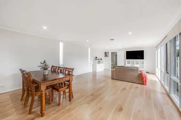 Fifth view of Homely house listing, 2 Fielder Place, Florey ACT 2615