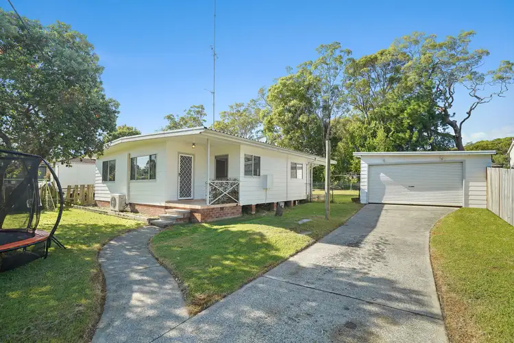 54 Wood Street, Bonnells Bay NSW 2264